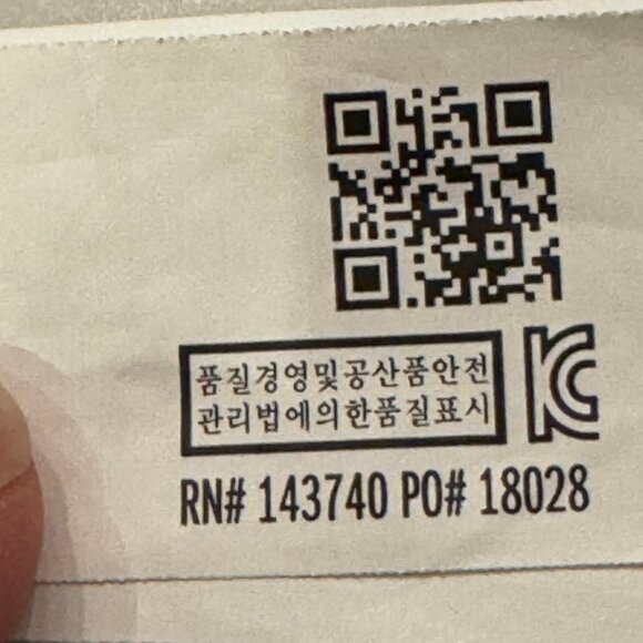 Like new GREY LAB High Waist Shiny Faux Leather Shorts in Dusty Rose Size Small - Picture 6 of 11